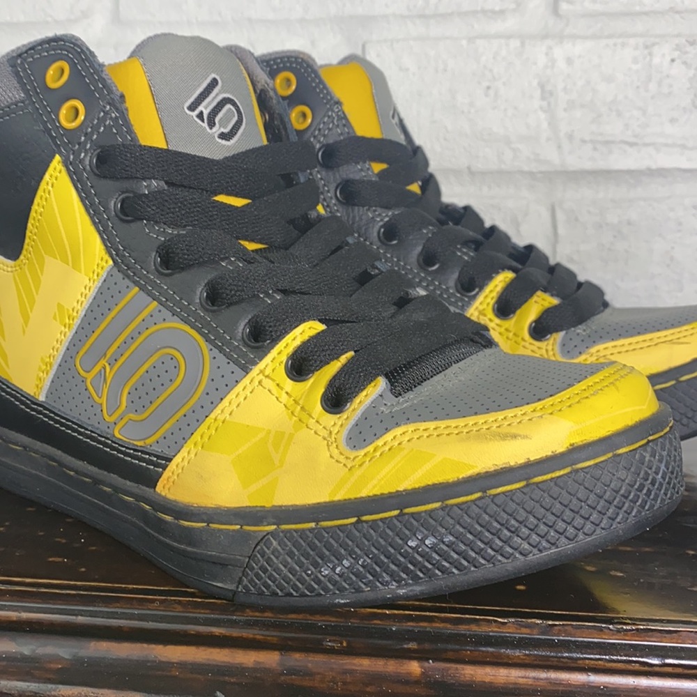 RARE 2012 Adidas Five Ten Lineking Mid Mountain Bike Shoes Sunset Yellow - Picture 6 of 12